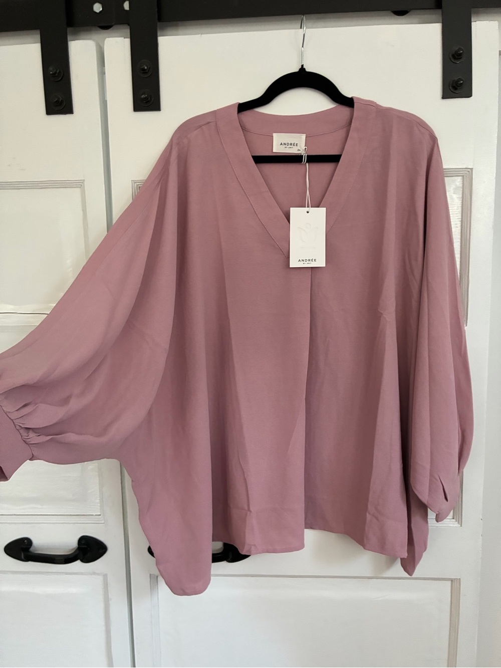 Andree by Unit Dusty Rose V-Neck Flowing Women's Top